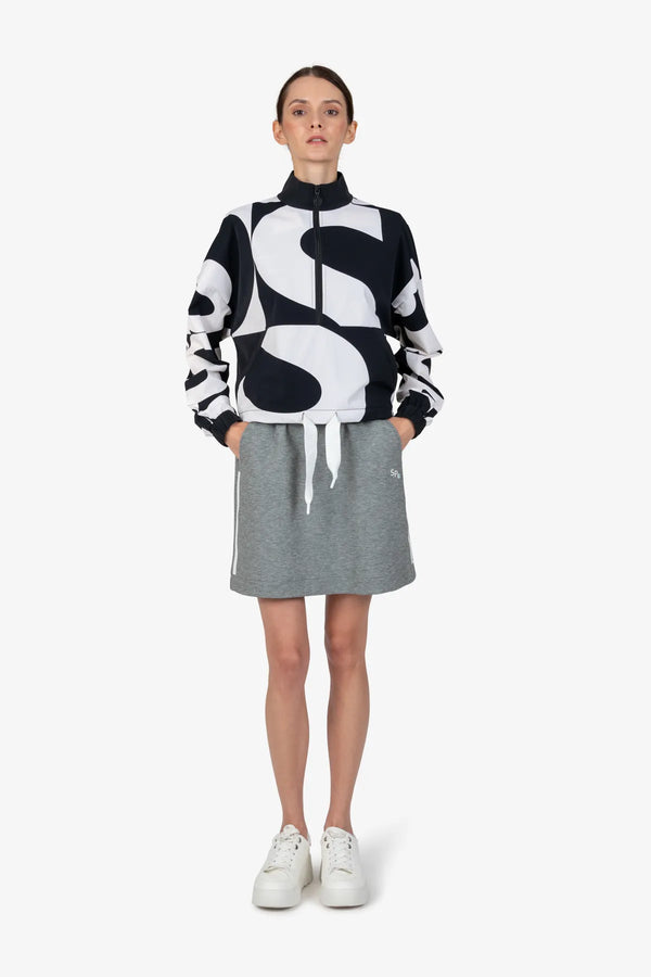 Sweater mit Stehkragen 02