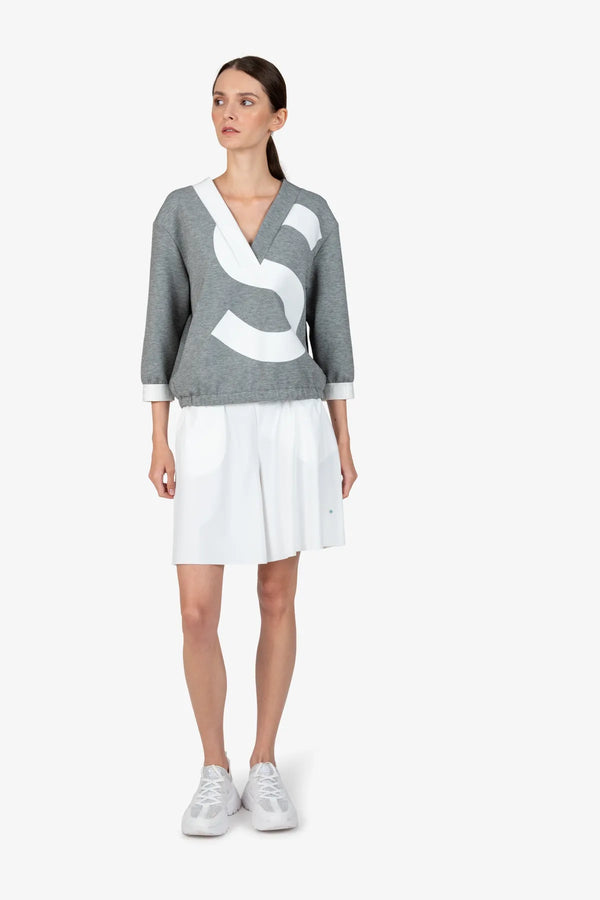 Sweater mit V-Ausschnitt 02