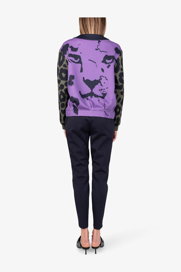 Sweater mit Leo-Print 05