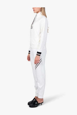 Schlichte, zeitlose Sweat-Jacke 04