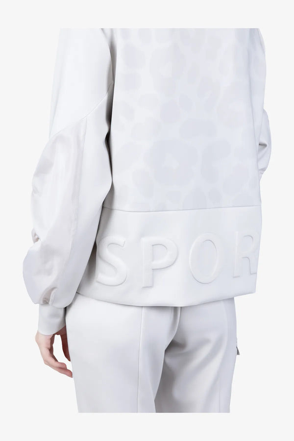 Sweatjacke mit extravaganten Ärmeln 07