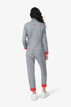 Sweatjacke mit roten Akzenten 05