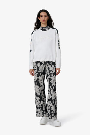 Sweatshirt 03
