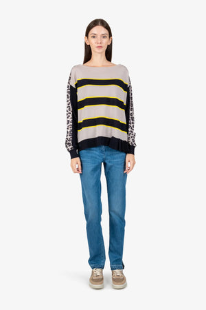 Pullover mit U-Boot-Ausschnitt 02