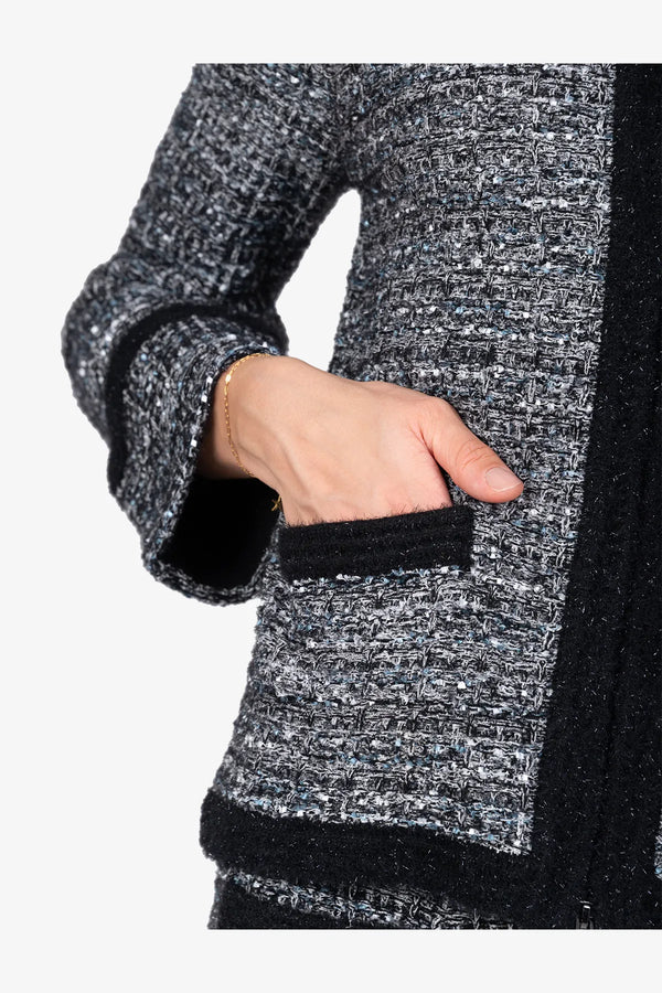 Strickjacke aus hochwertigem Materialmix 07