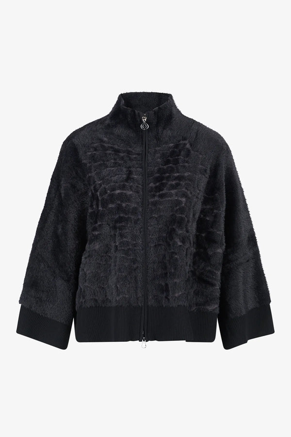 Strickjacke in Felloptik 01