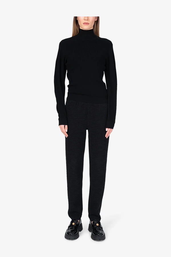 Eleganter Rollkragen-Pullover 03