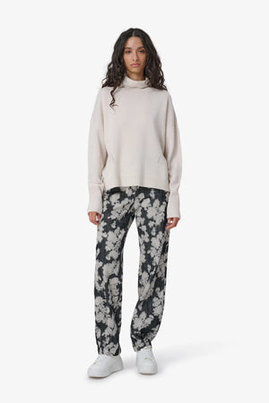Pullover aus Wolle-Cashmere-Mischung 03