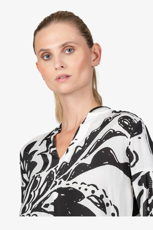 Longbluse mit V-Ausschnitt 07