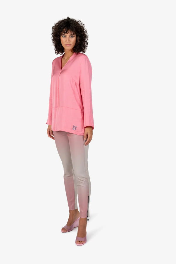 Bluse mit V-Ausschnitt 03