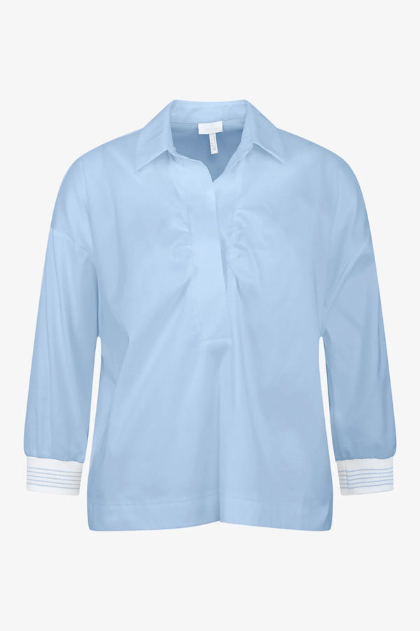 Kurze Bluse mit Hemdblusenkragen 01