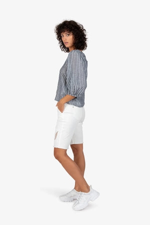 Bluse mit V-Ausschnitt 03