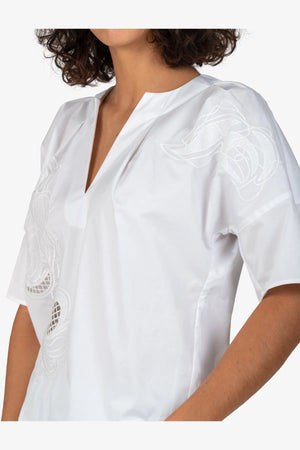 Bluse mit V-Ausschnitt 06
