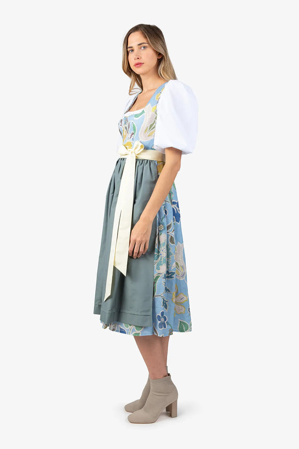 Dirndlbluse mit Vintage-Ärmeln 03