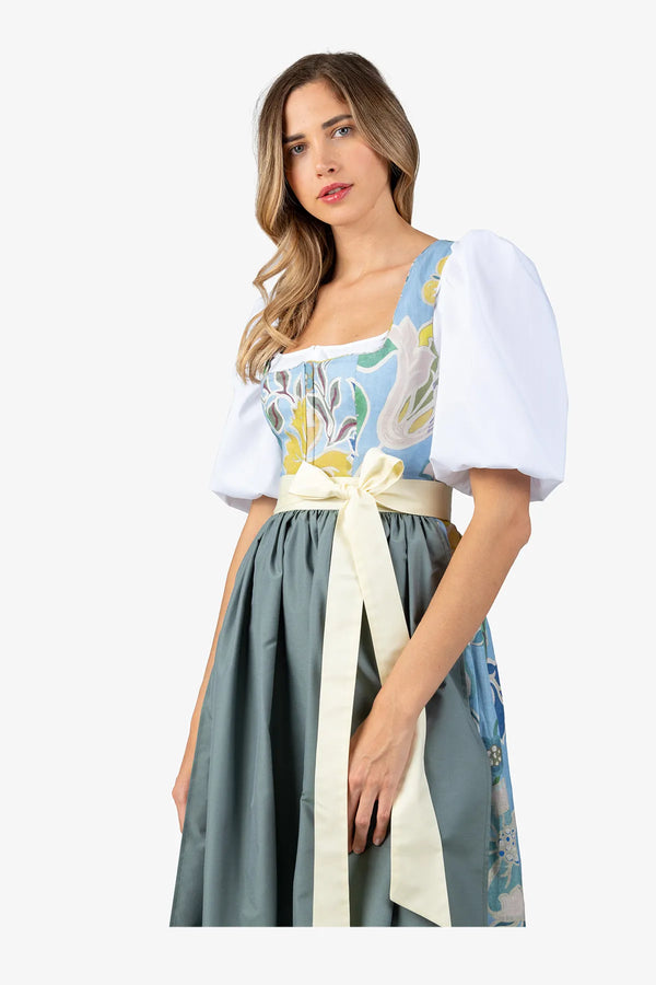 Dirndlbluse mit Vintage-Ärmeln 05