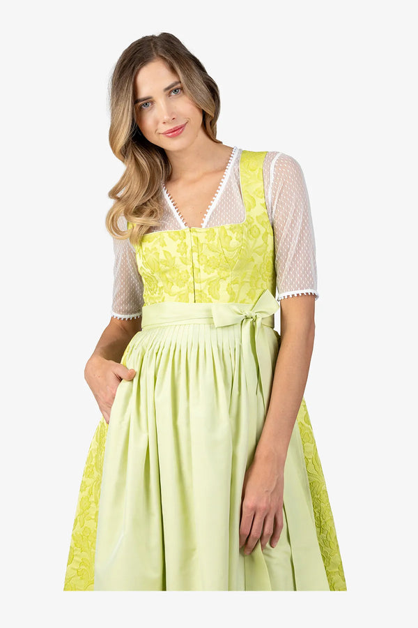 Dirndlbluse aus feinem Tüll 05