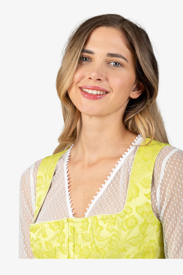 Dirndlbluse aus feinem Tüll 07