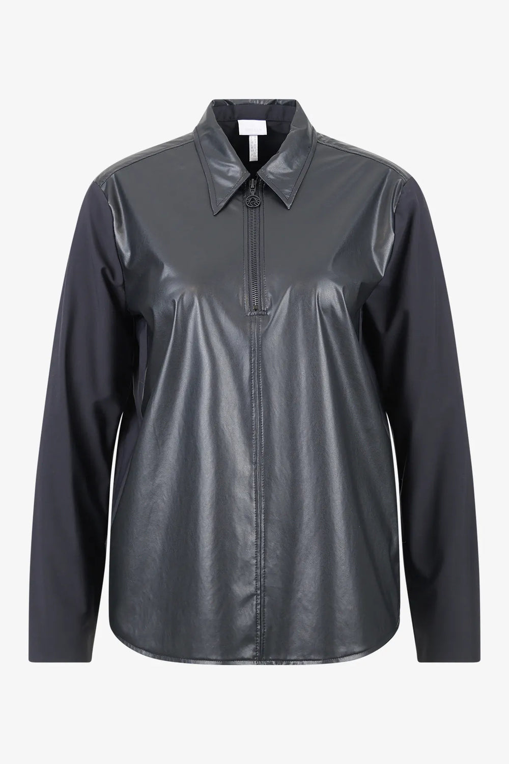 Bluse aus Kunstleder 01