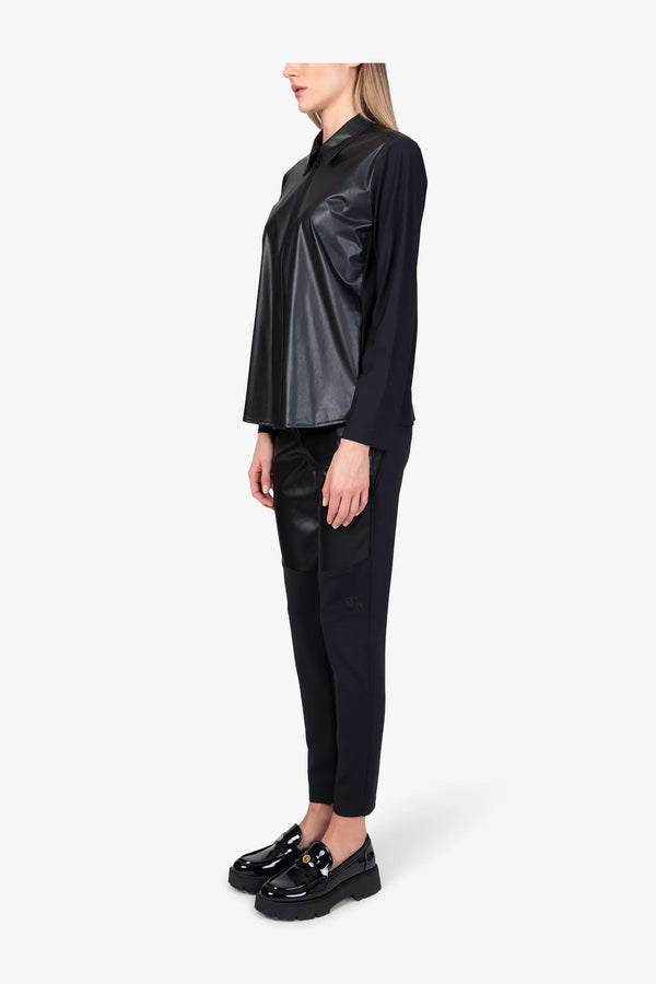 Bluse aus Kunstleder 04