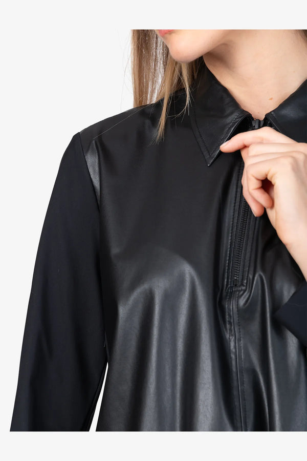 Bluse aus Kunstleder 07