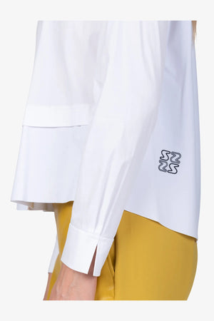 Schlichte Bluse aus Materialmix 07
