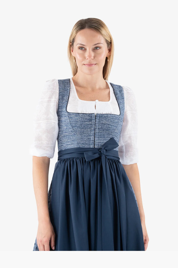 Spitzen-Dirndlbluse mit Knopfverschluss 06