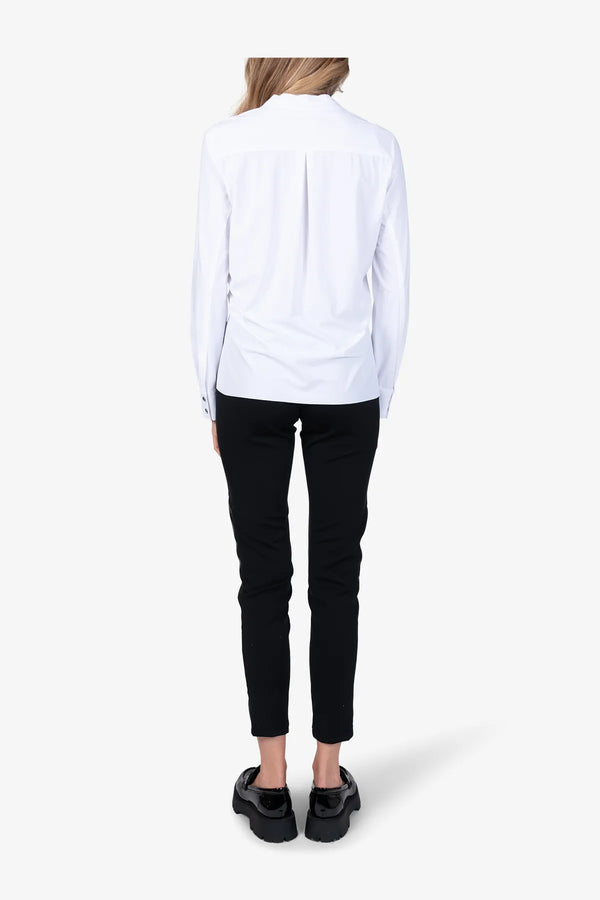 Schlupfbluse mit sportiven Details 05