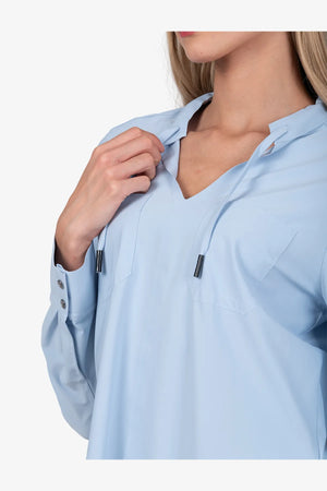 Schlupfbluse mit sportiven Details 06