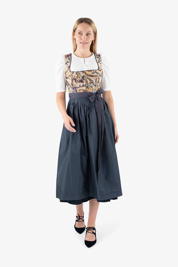 Dirndlbluse mit Baumwollanteil 03