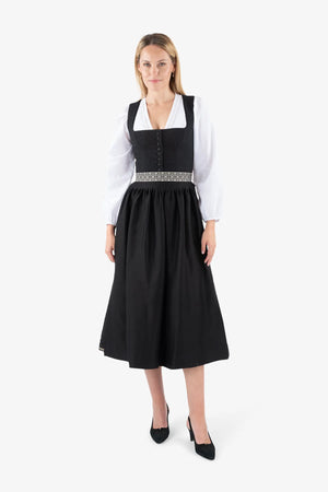 Dirndlbluse aus transparenter Baumwolle 03