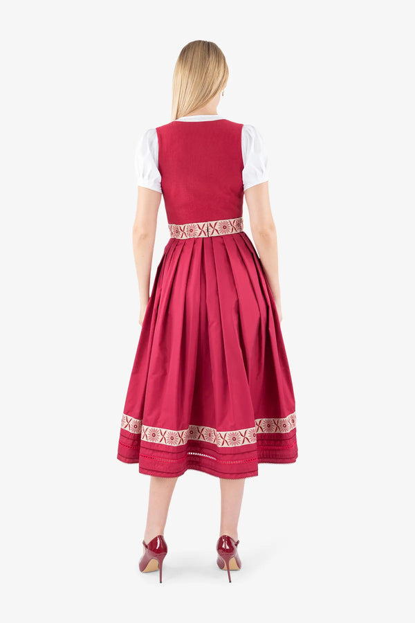Dirndlbluse aus bügelfreier Baumwolle 05