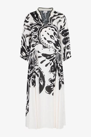 Maxi-Kleid mit Stehkragen 01