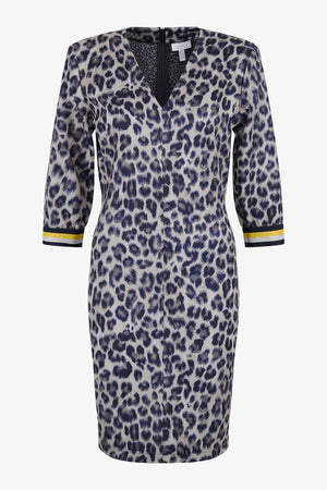 Kleid mit langem Arm 01