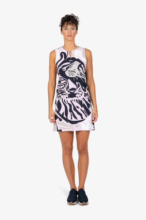 Ärmelloses Golfkleid 02