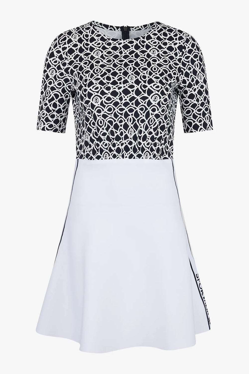 Golfkleid mit Rundhalsausschnitt 01