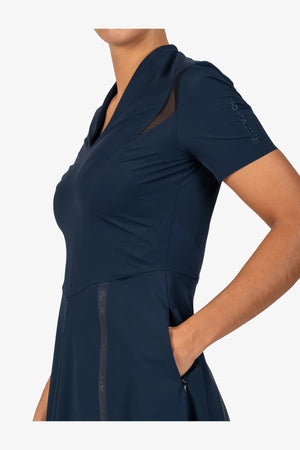 Golfkleid mit V-Ausschnitt 06