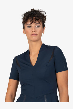 Golfkleid mit V-Ausschnitt 07