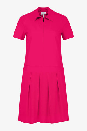 Golf-Kleid mit Faltenrock 01