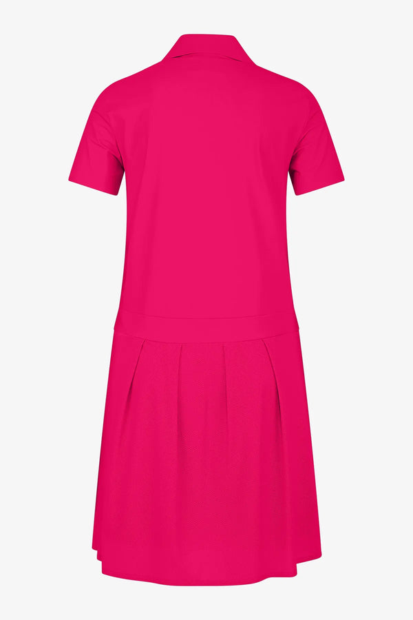 Golf-Kleid mit Faltenrock 02