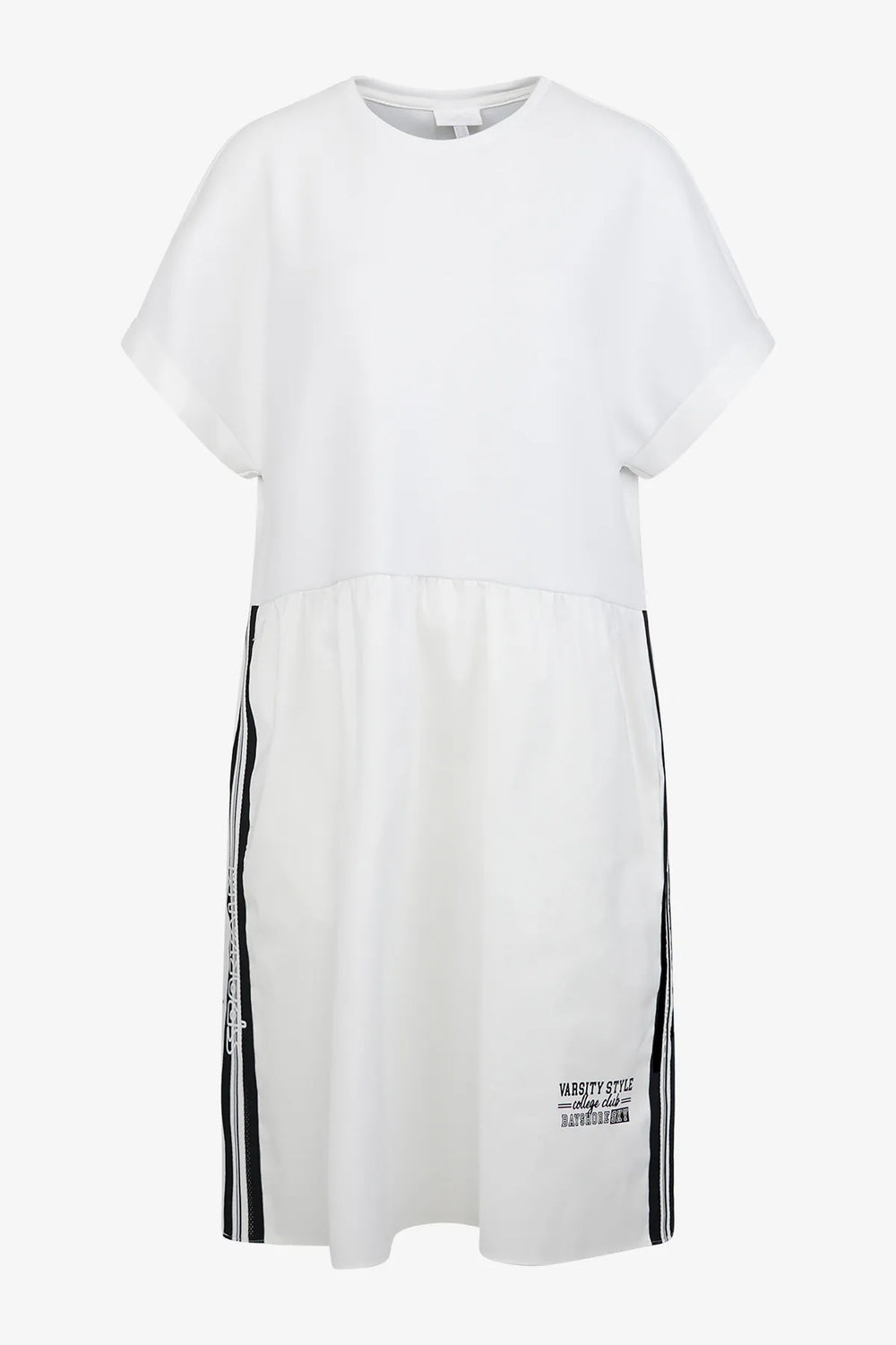 Kleid mit Rundhalsausschnitt 01