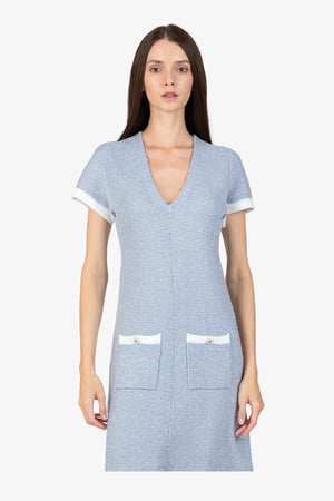 Strickkleid mit V-Ausschnitt 05
