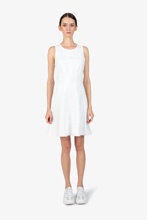 Kleid mit Rundhalsausschnitt 02