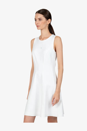 Kleid mit Rundhalsausschnitt 05