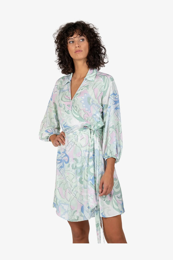 Wickelkleid mit Kragen 05
