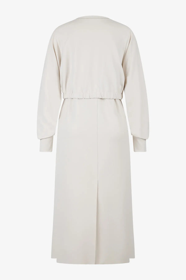 Sweatkleid im Lagenlook 02
