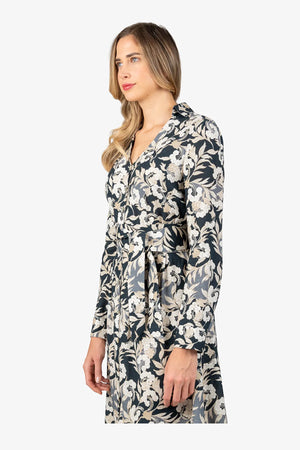 Kleid mit Blusenkragen 05