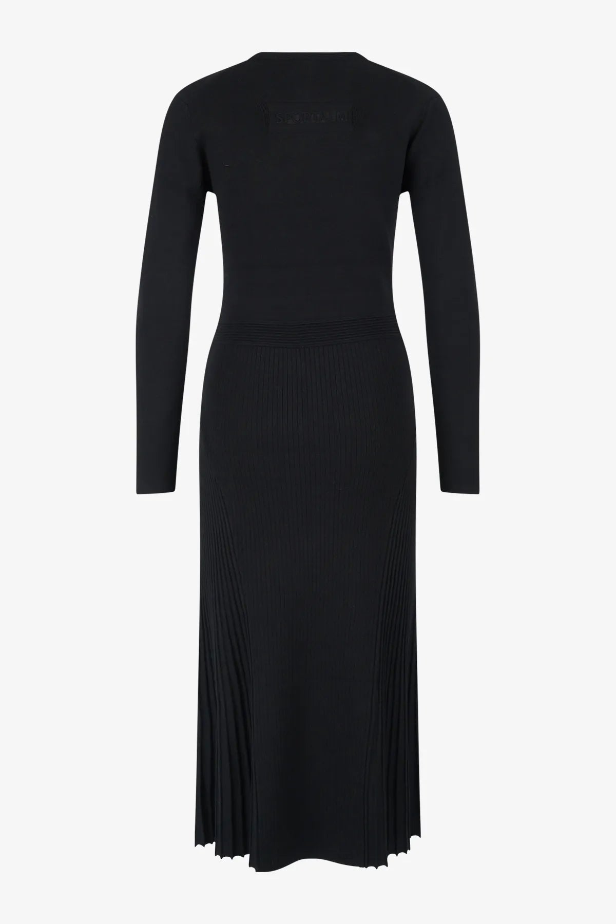 Strickkleid aus weicher Viskose 02