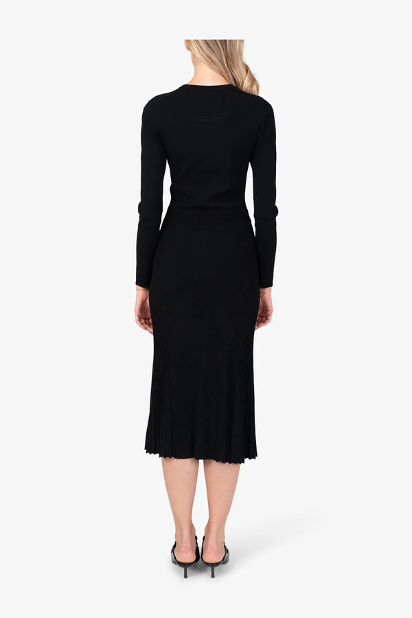 Strickkleid aus weicher Viskose 05
