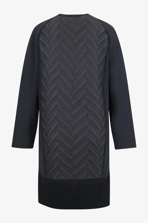 Kleid mit Steppstoff-Einsätzen 02