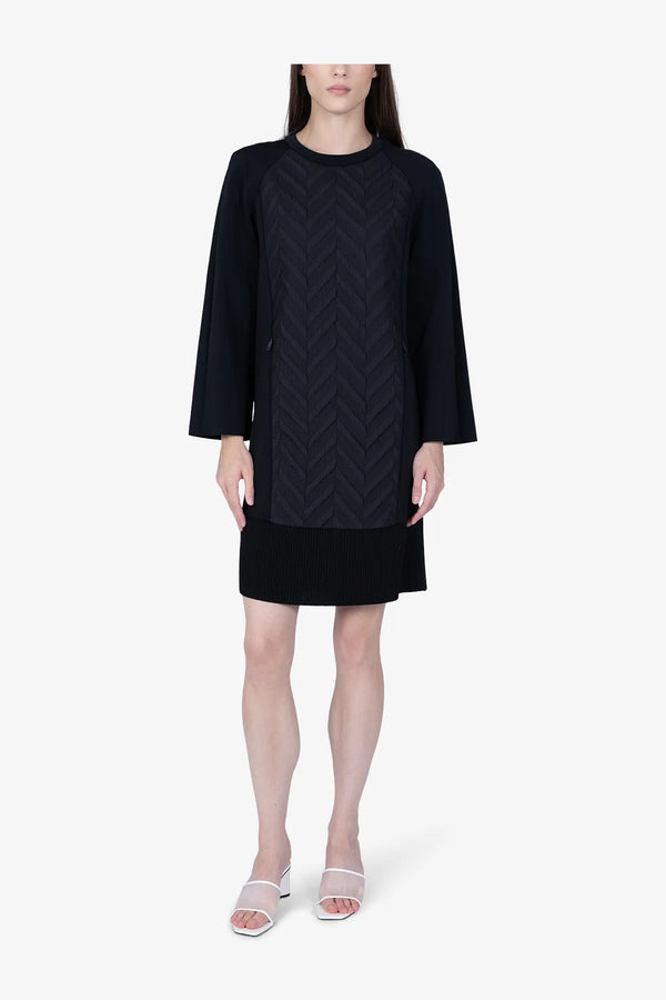 Kleid mit Steppstoff-Einsätzen 03
